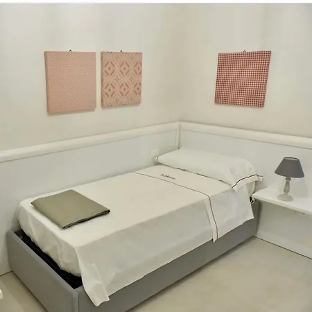 D.home 3* Oria (Brindisi)