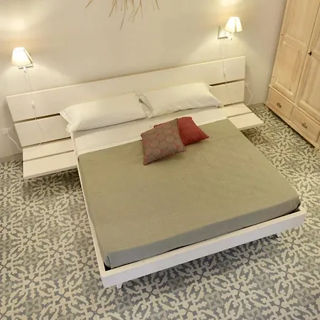 D.home Bed and breakfast